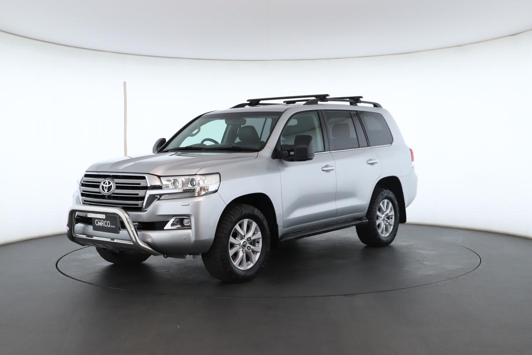 Exterior view frame 5