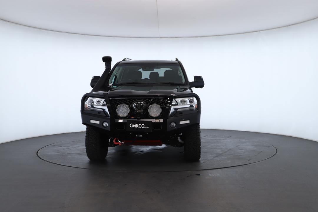 Exterior view frame 3