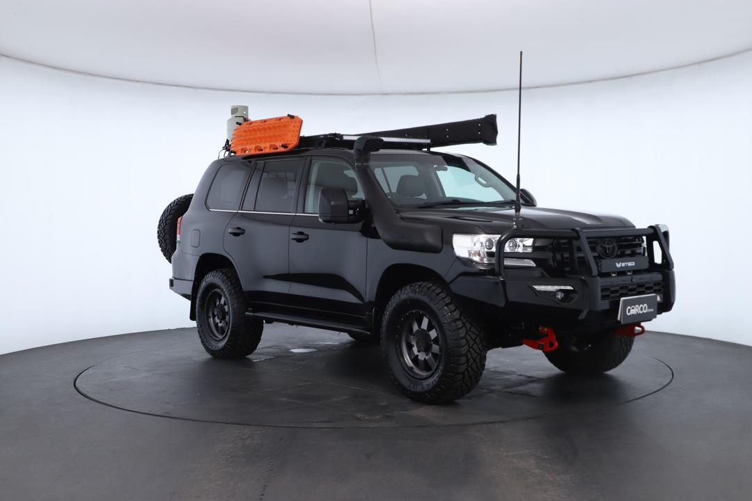 Exterior view frame 1