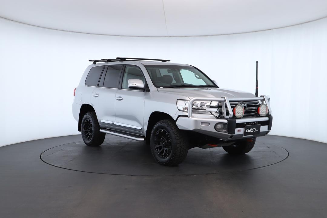 Exterior view frame 1