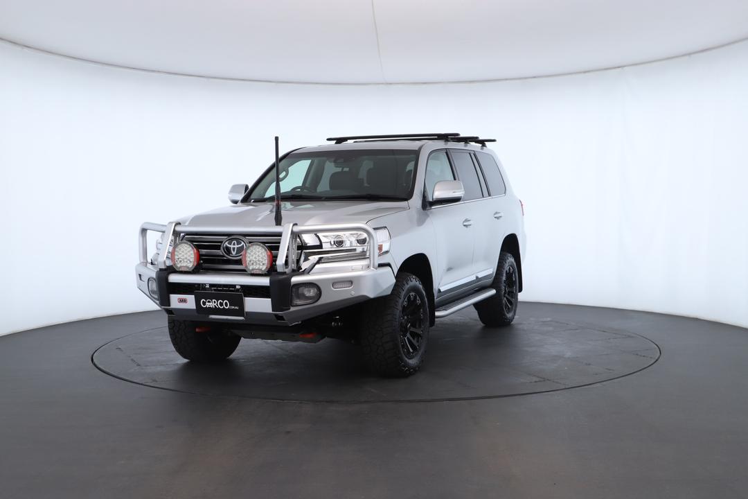 Exterior view frame 4