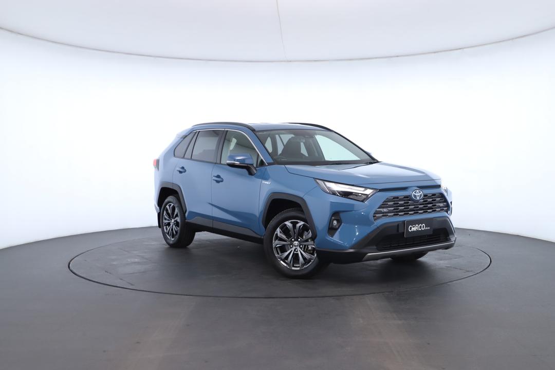 Exterior view frame 0