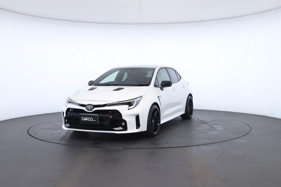 Exterior view frame 4