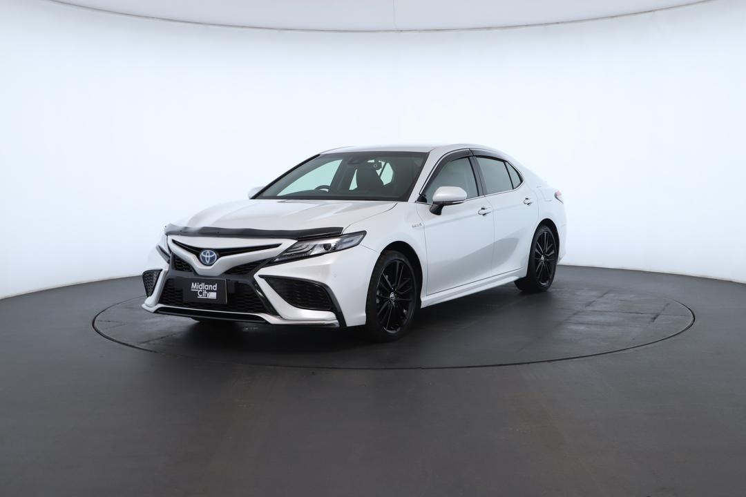 Exterior view frame 8