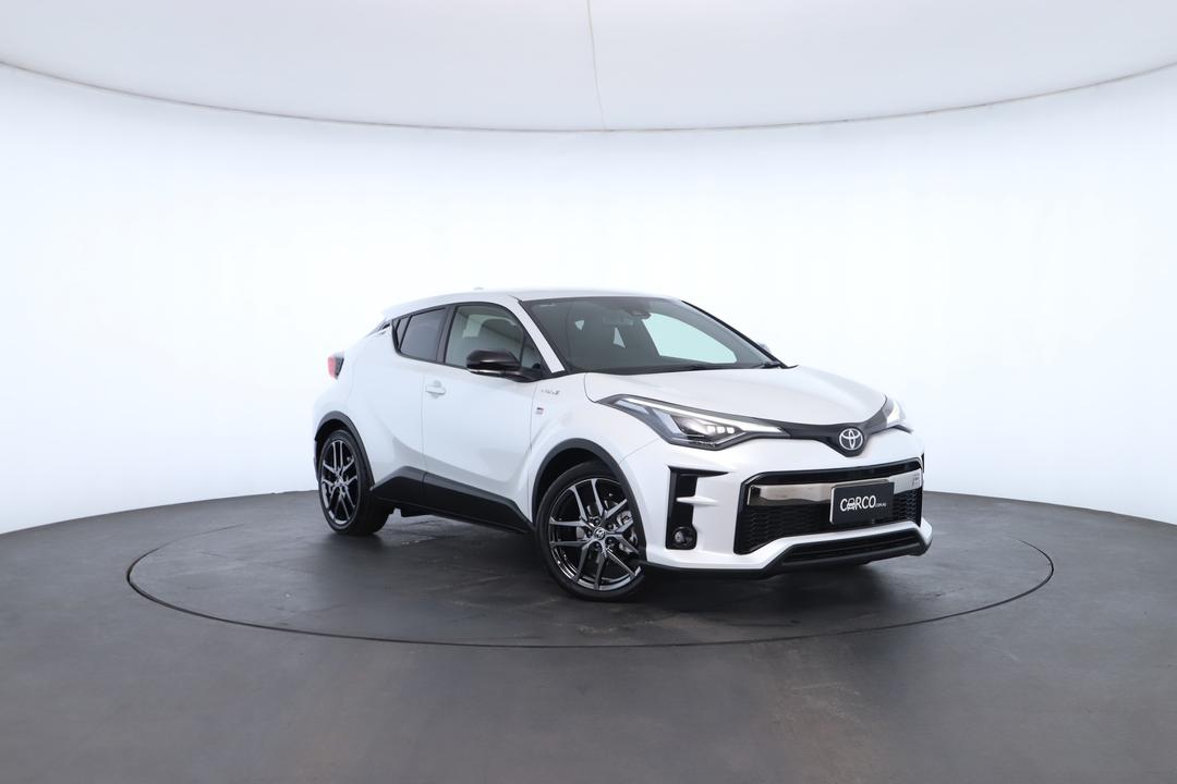 Exterior view frame 0