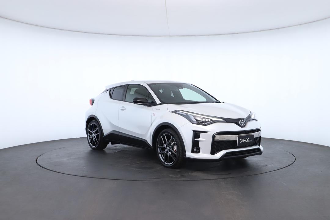 Exterior view frame 1