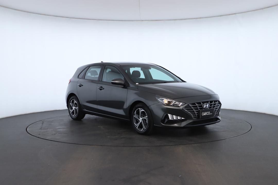 Exterior view frame 1