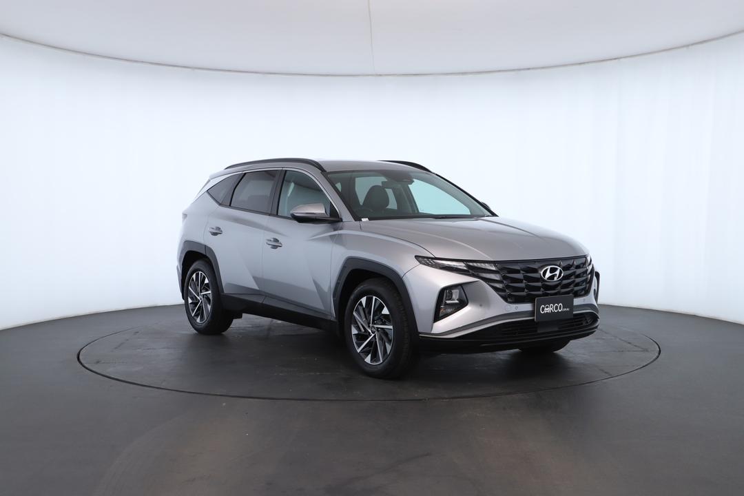 Exterior view frame 1