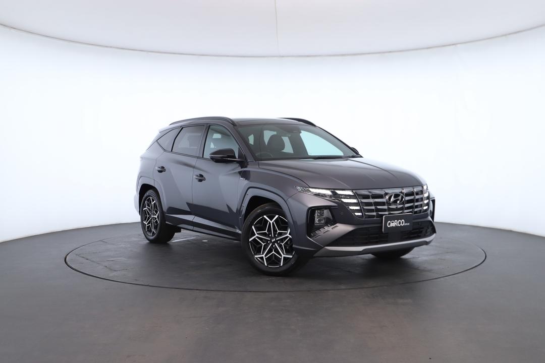 Exterior view frame 0