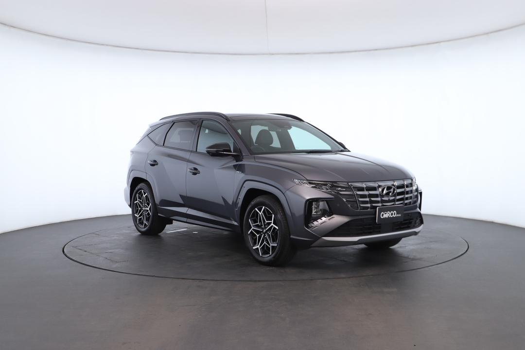 Exterior view frame 1