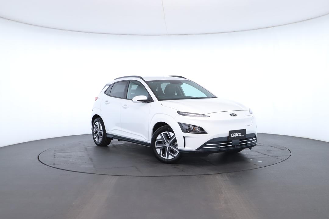 Exterior view frame 0