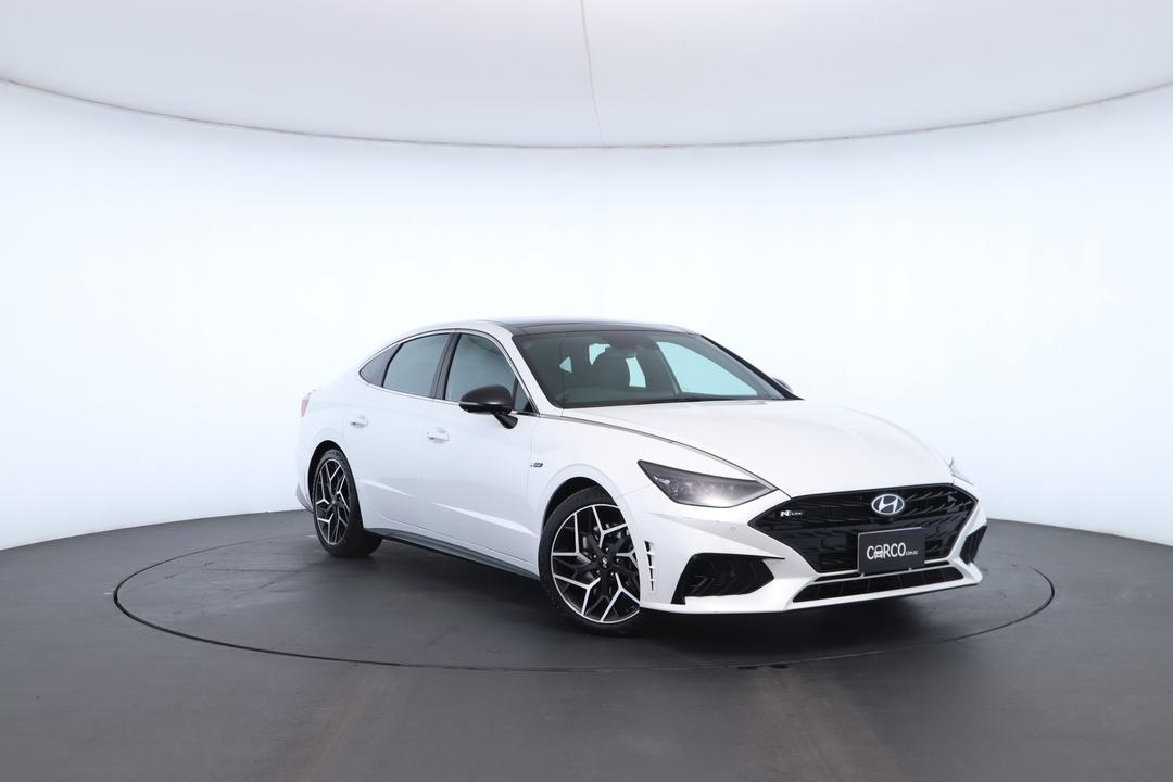 Exterior view frame 0