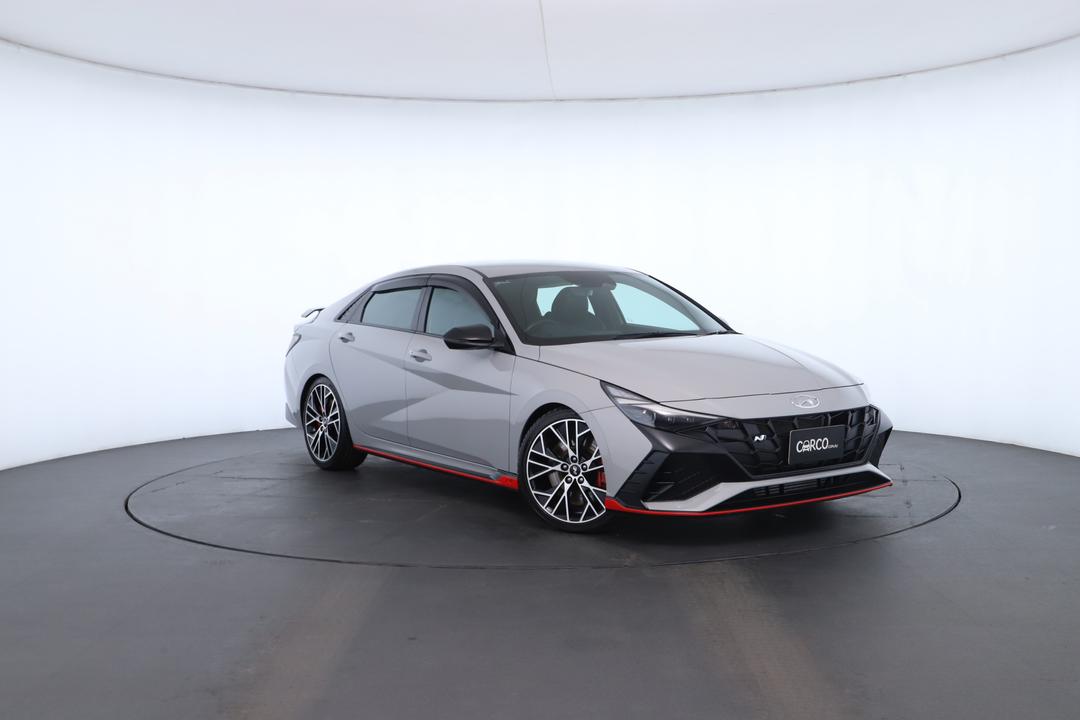 Exterior view frame 0