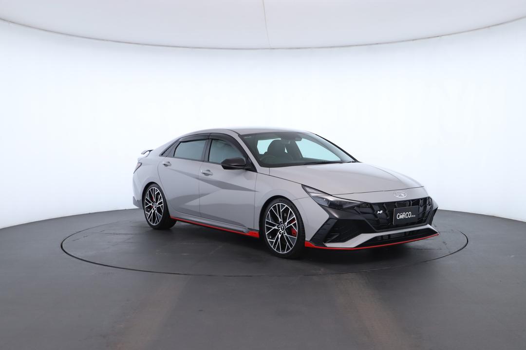 Exterior view frame 1