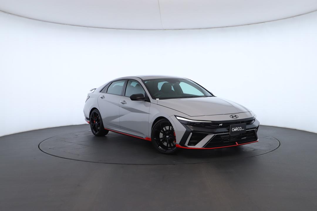 Exterior view frame 0