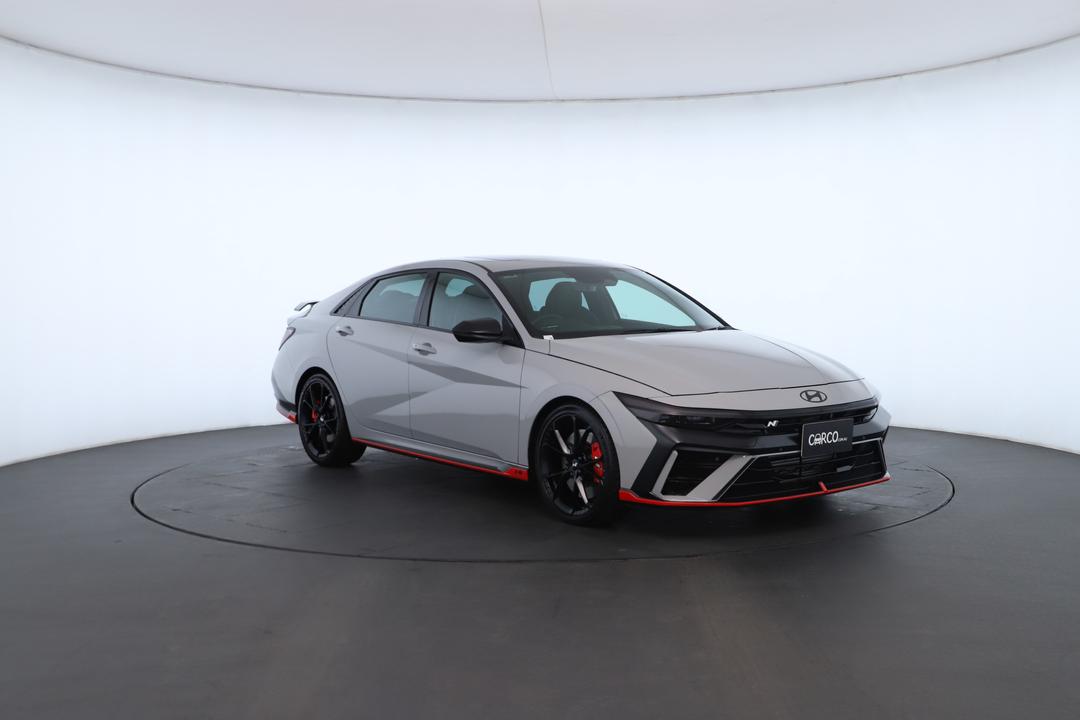 Exterior view frame 1