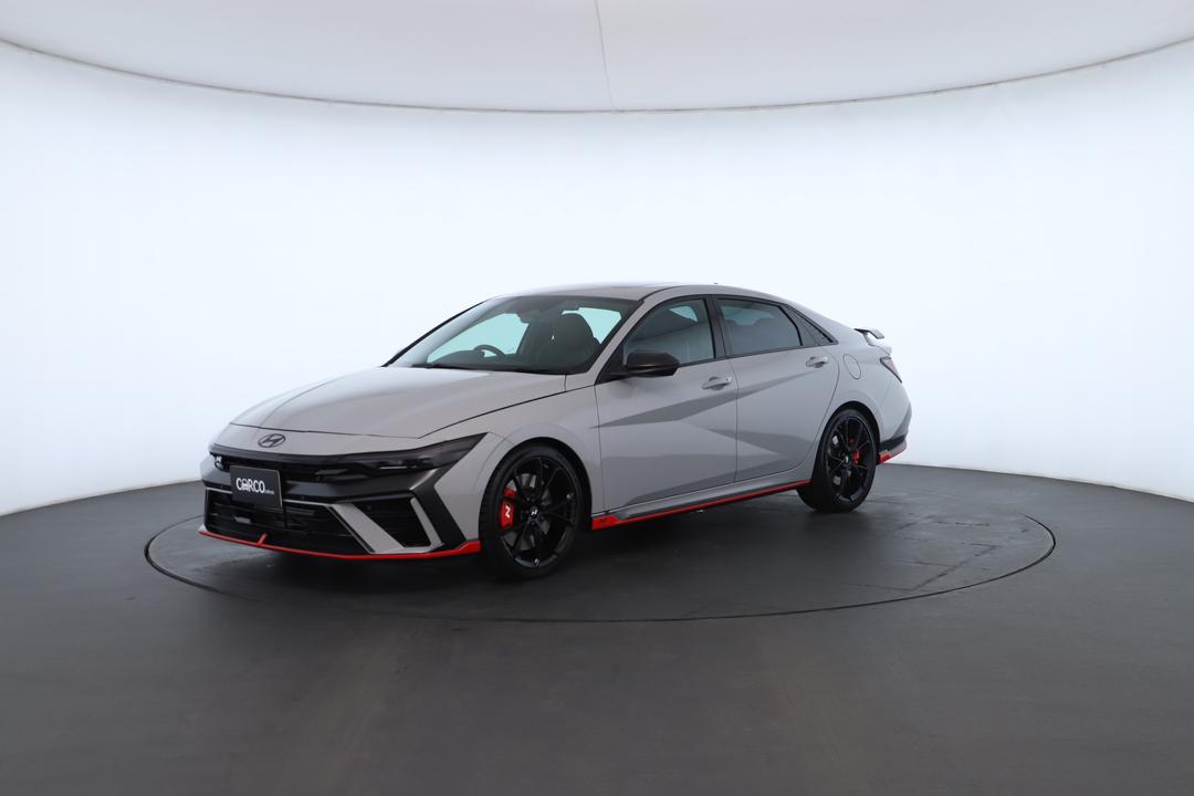 Exterior view frame 5