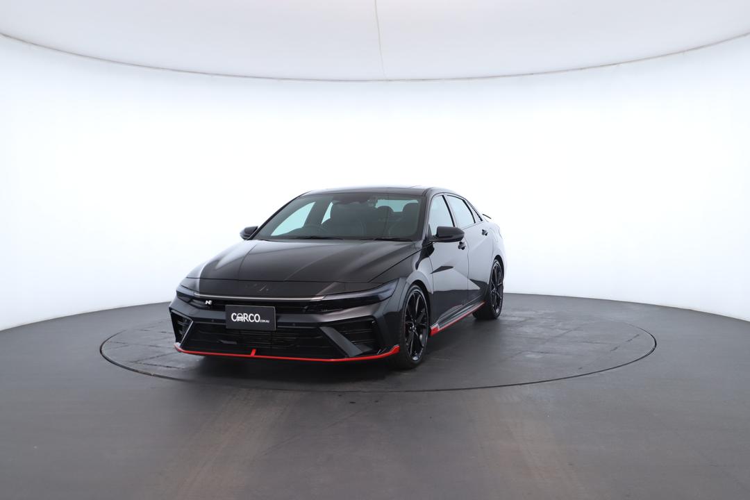 Exterior view frame 4