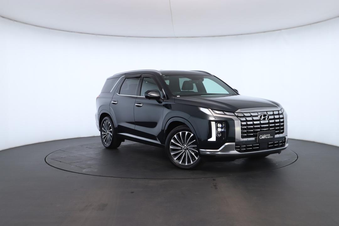 Exterior view frame 0