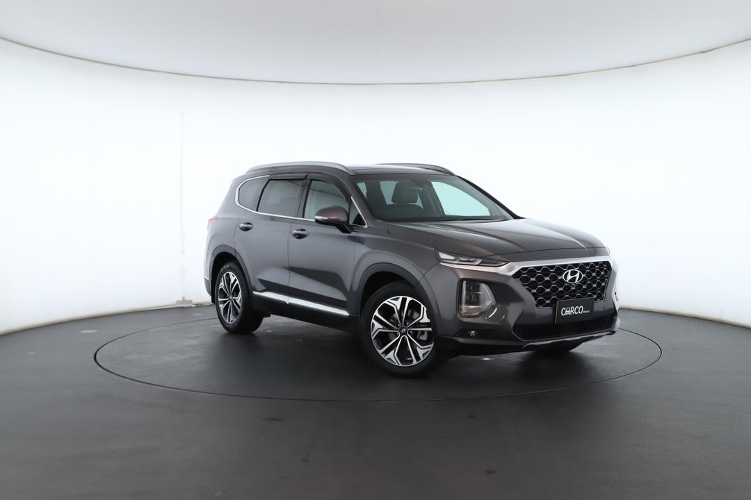 Exterior view frame 0