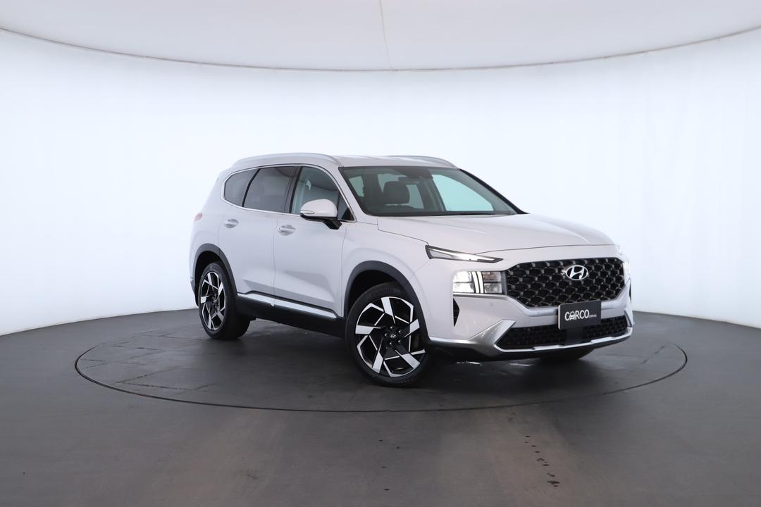 Exterior view frame 0