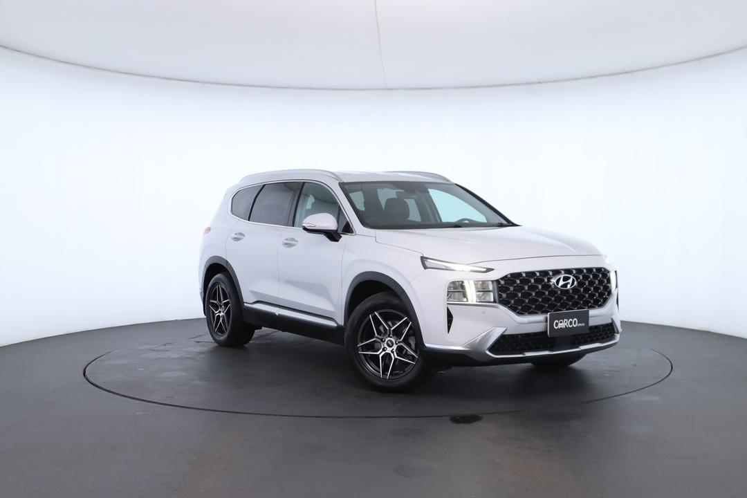 Exterior view frame 0