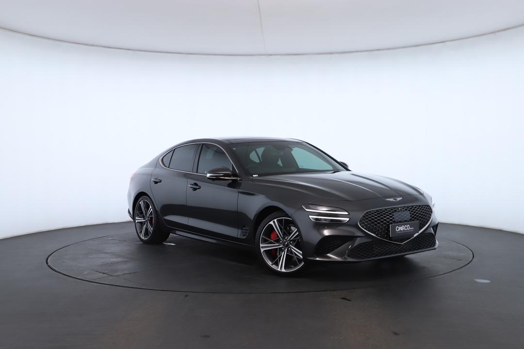 Exterior view frame 0