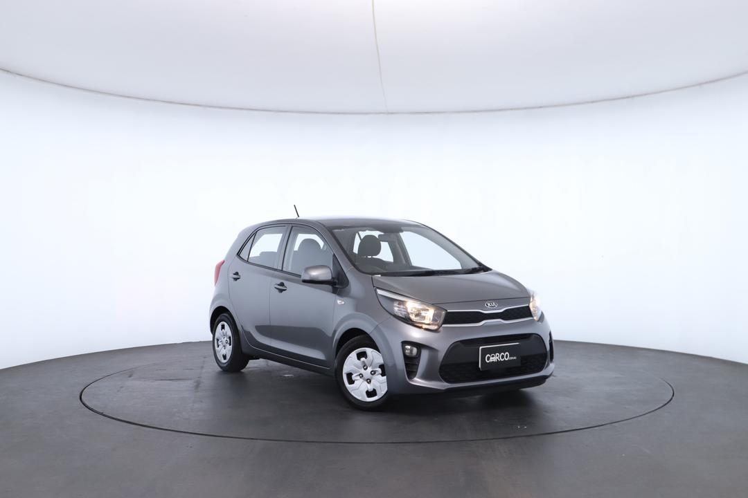 Exterior view frame 0