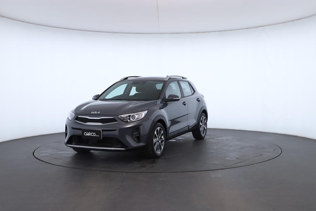 Exterior view frame 4