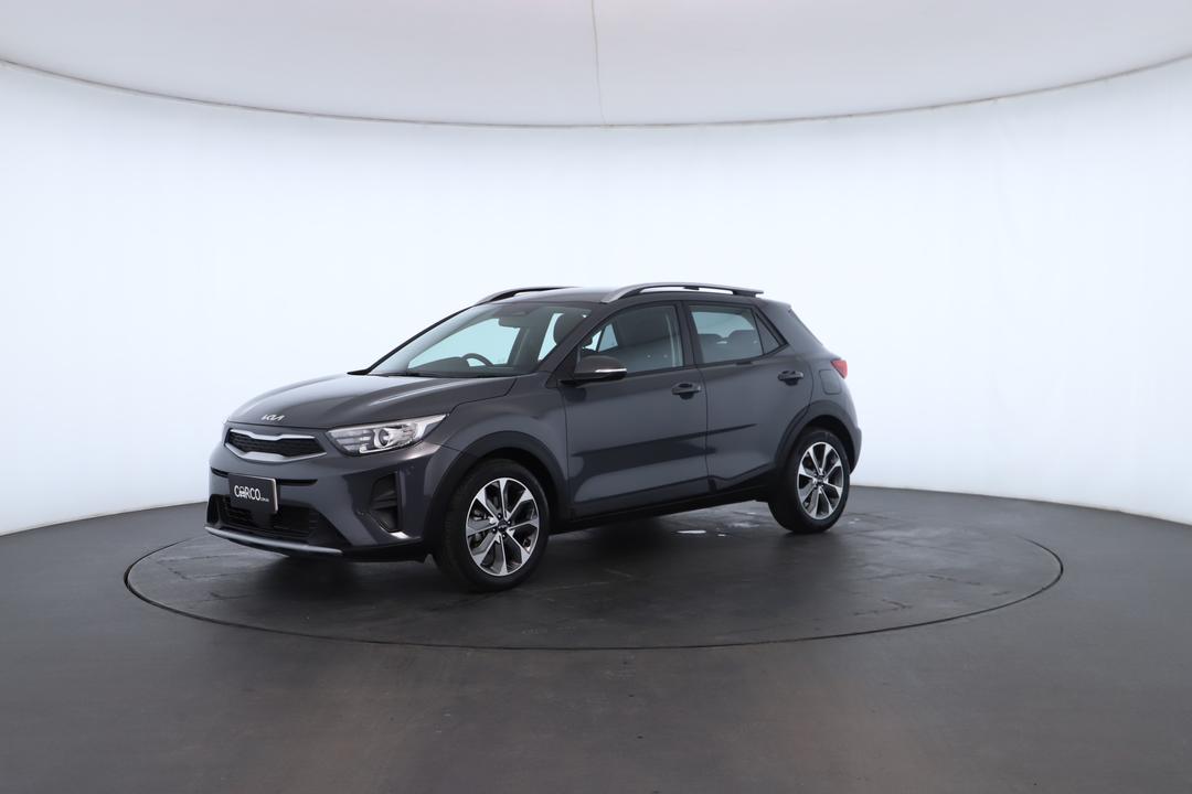 Exterior view frame 5