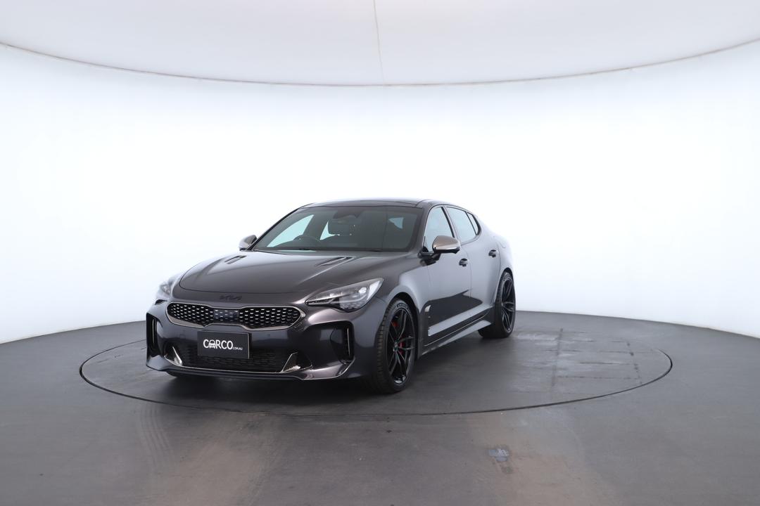 Exterior view frame 4