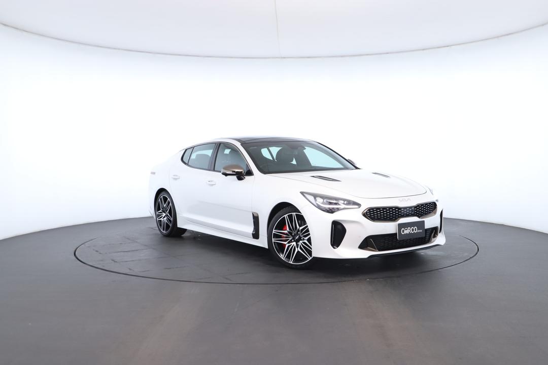 Exterior view frame 0