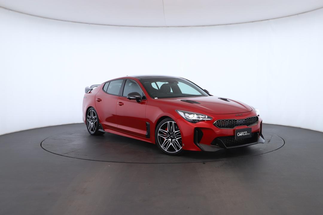 Exterior view frame 0