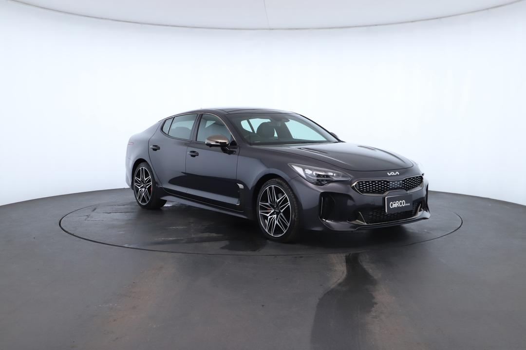 Exterior view frame 1