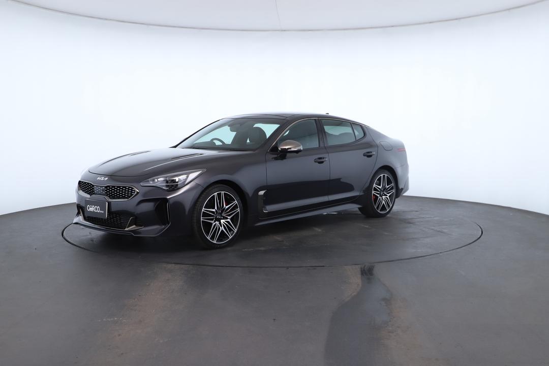 Exterior view frame 5