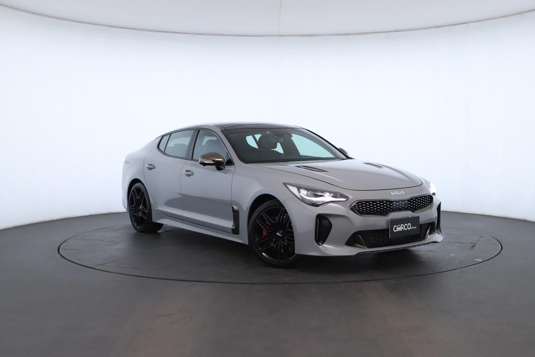 Exterior view frame 0