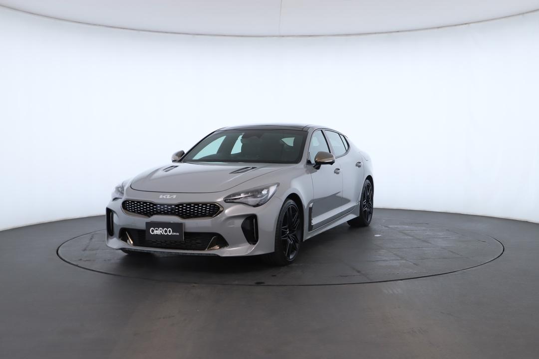 Exterior view frame 4