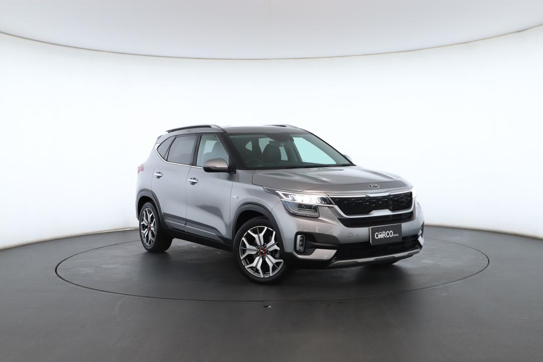 Exterior view frame 0