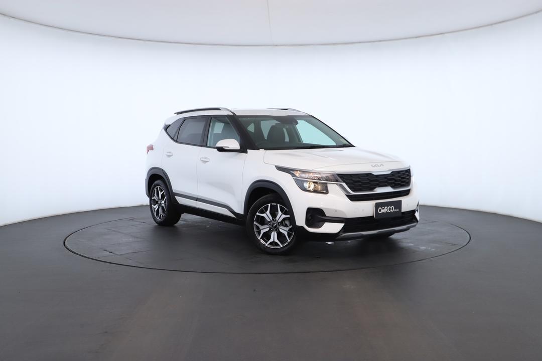 Exterior view frame 0