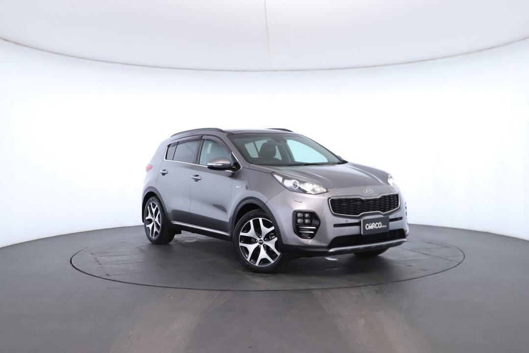 Exterior view frame 0