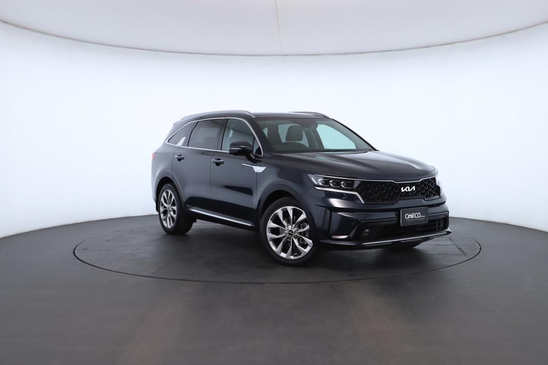 Exterior view frame 0