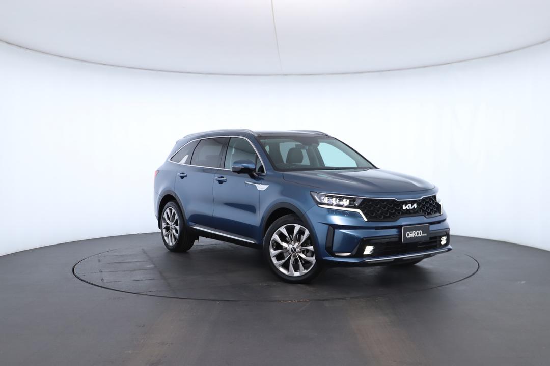 Exterior view frame 0