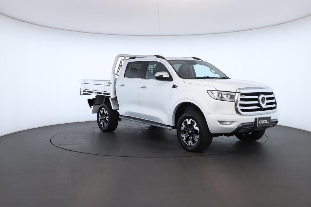 Exterior view frame 1