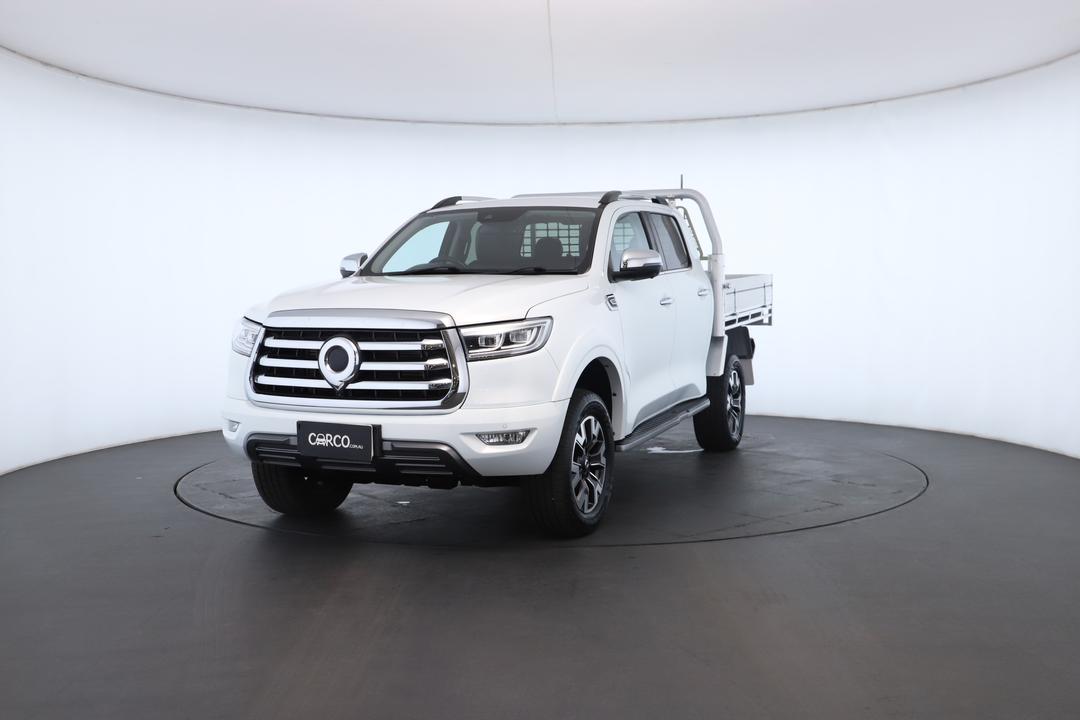 Exterior view frame 4