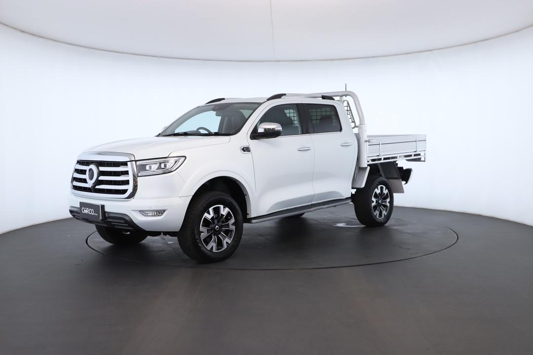 Exterior view frame 5