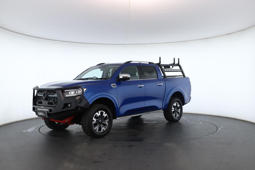 Exterior view frame 5