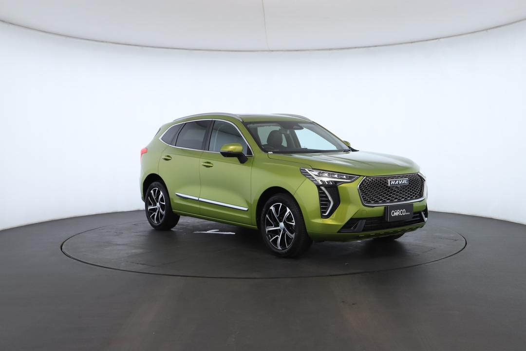 Exterior view frame 1