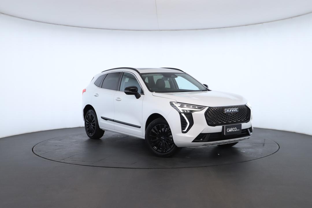 Exterior view frame 0