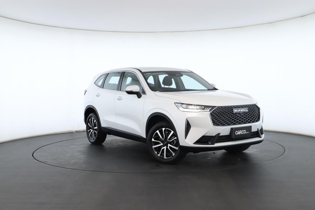 Exterior view frame 0