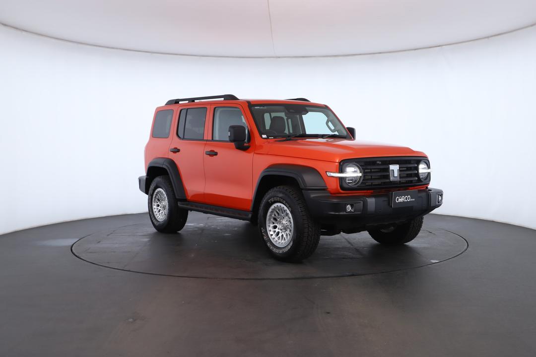 Exterior view frame 1